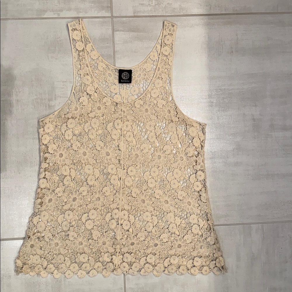 Bobeau Beige Floral Lace Top